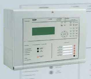 CMSI C COM B4U 4, type B avec DM adressables, 1 UGA et 4 fonctions de mise en sécurité avec CP (livré avec batteries)