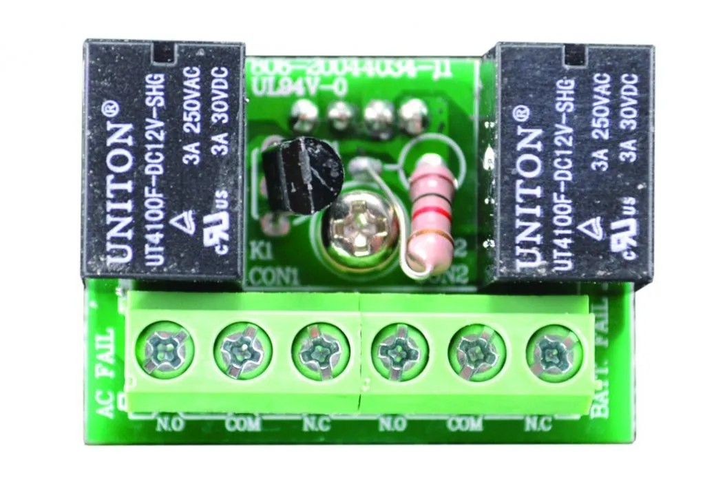 Carte report défauts pour PSX, PSXM, PSW et ACM, 2 contacts inverseurs (CO/NO/NF). Relais présence/absence secteur et relais déconnexion automatique batterie(s) ou seuil bas batterie(s), tension d'information déconnexion imminente